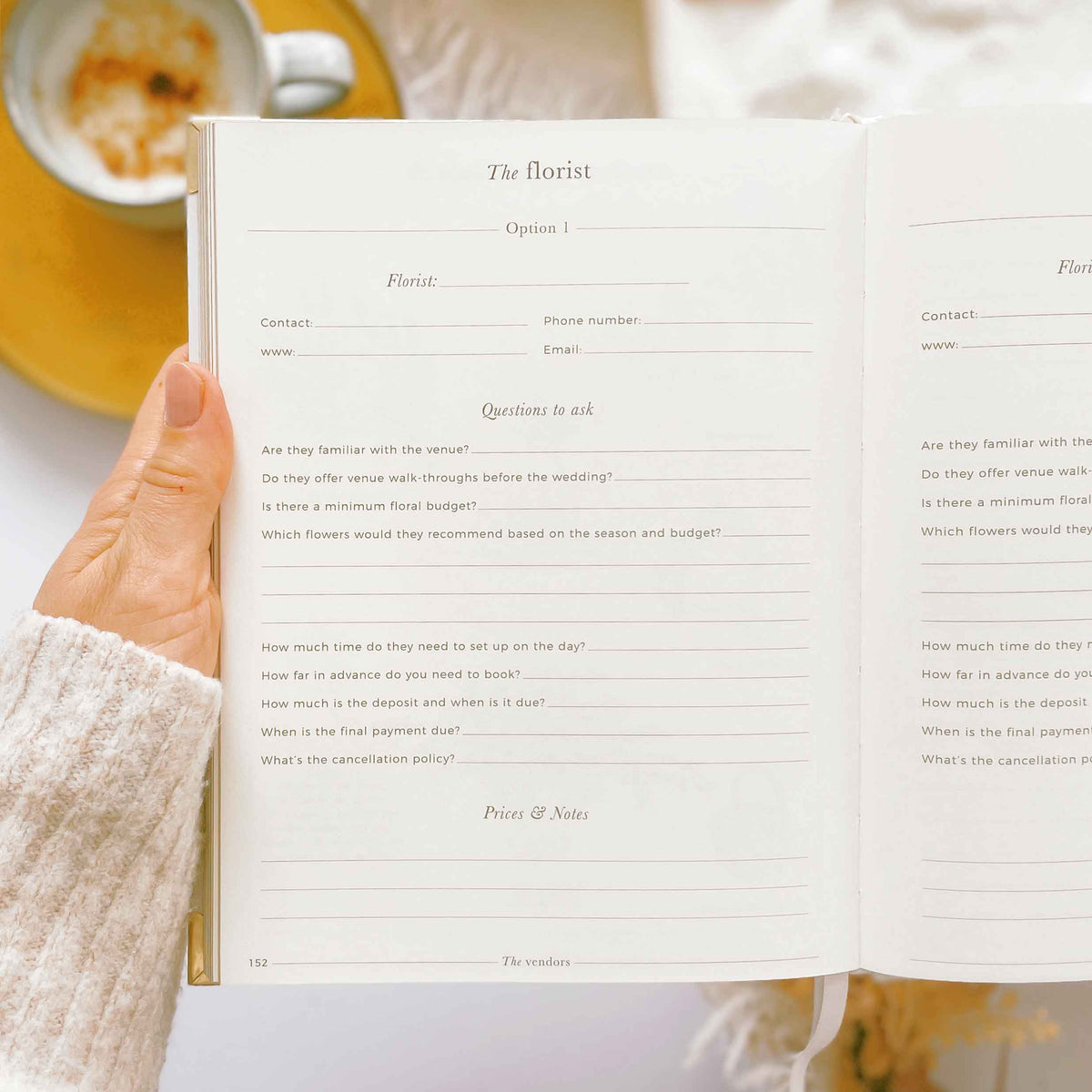 Planner di nozze di lusso Blush and Gold con dettagli in foglia oro