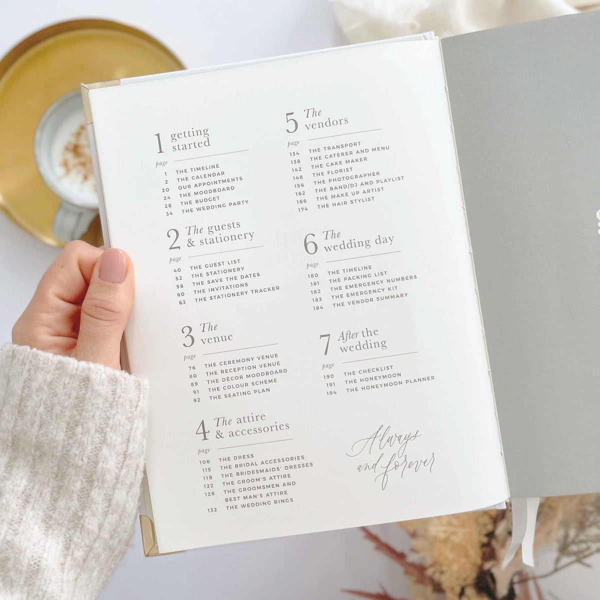 Planner di nozze di lusso Blush and Gold con dettagli in foglia oro